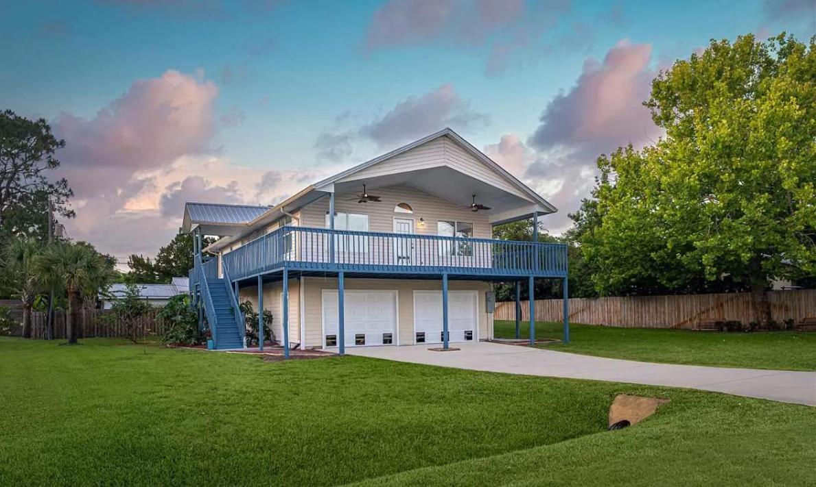 Holiday home Five Bedroom In The Heart Of St Aug *