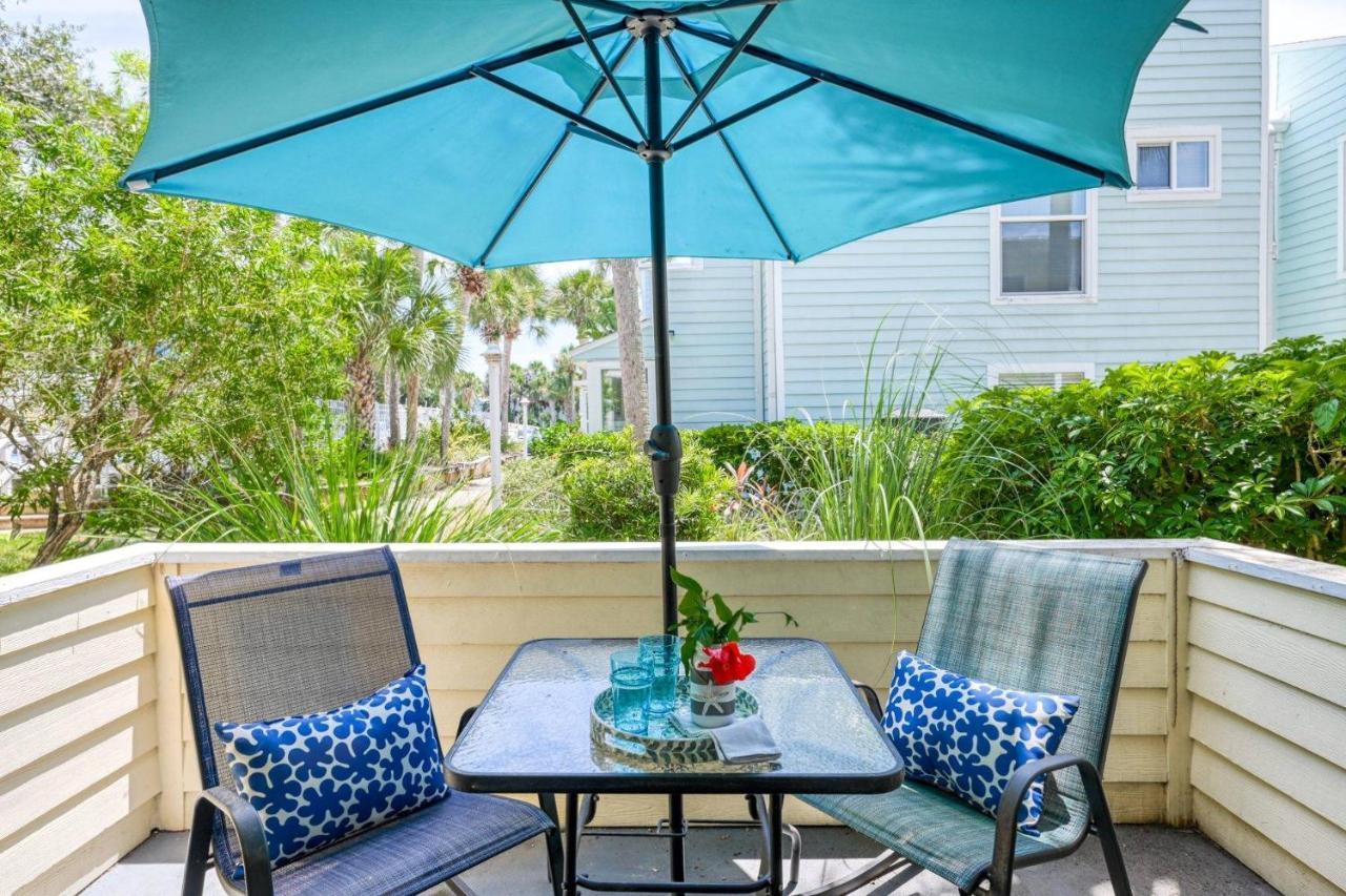 Island Palms Retreat