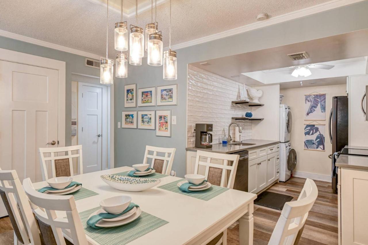 Holiday home Island Palms Retreat