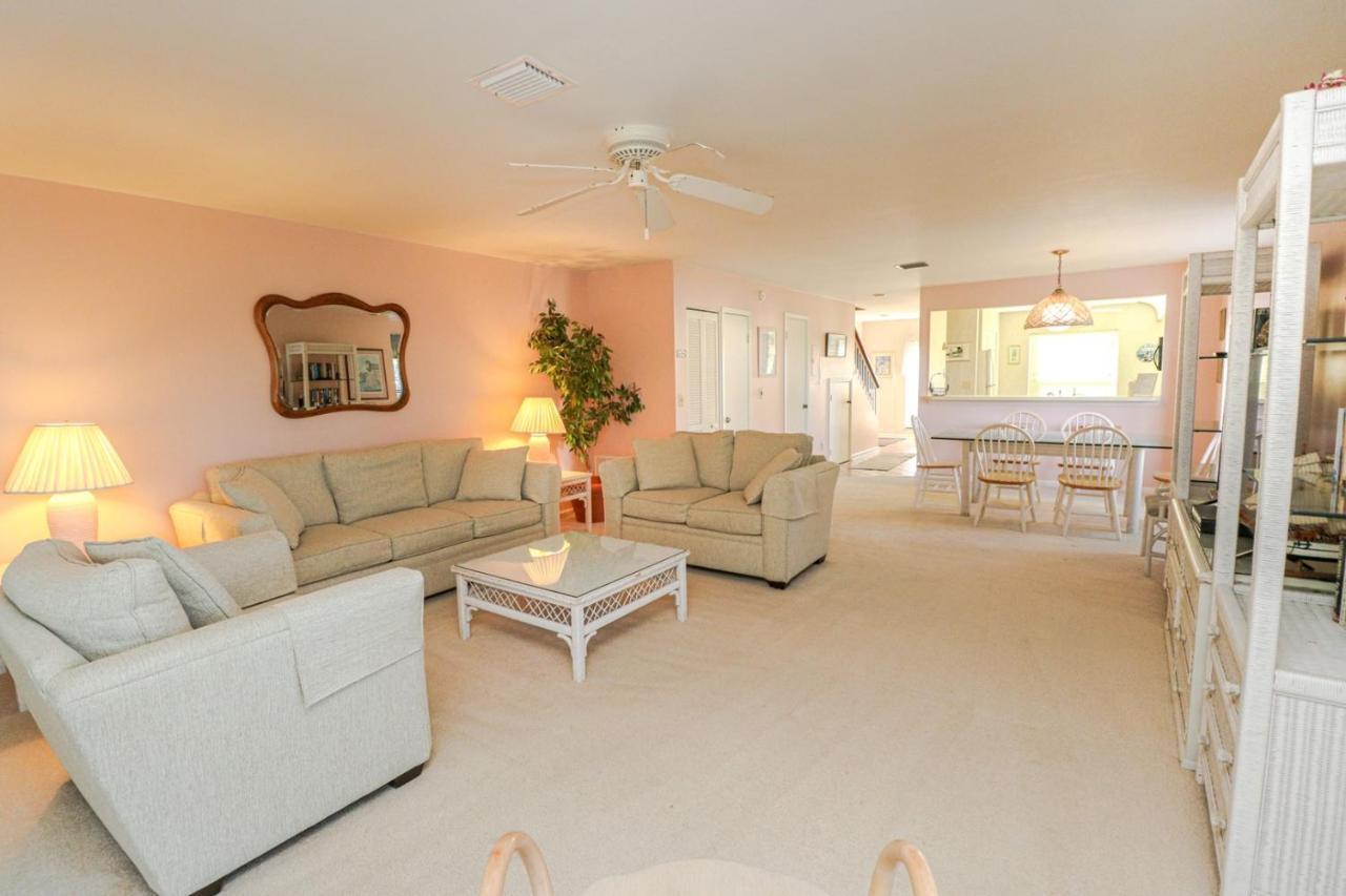 Sea Place 11202 *