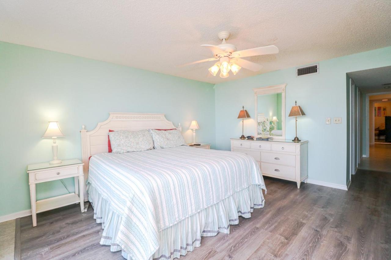 Dollar 2-201 Holiday home *