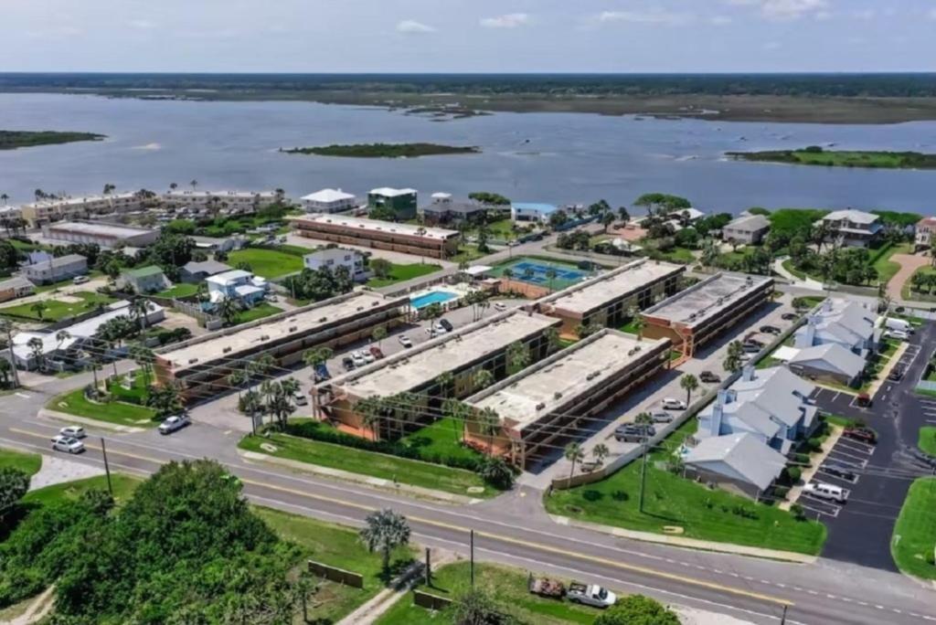 Apartment Pelican Inlet C222 *