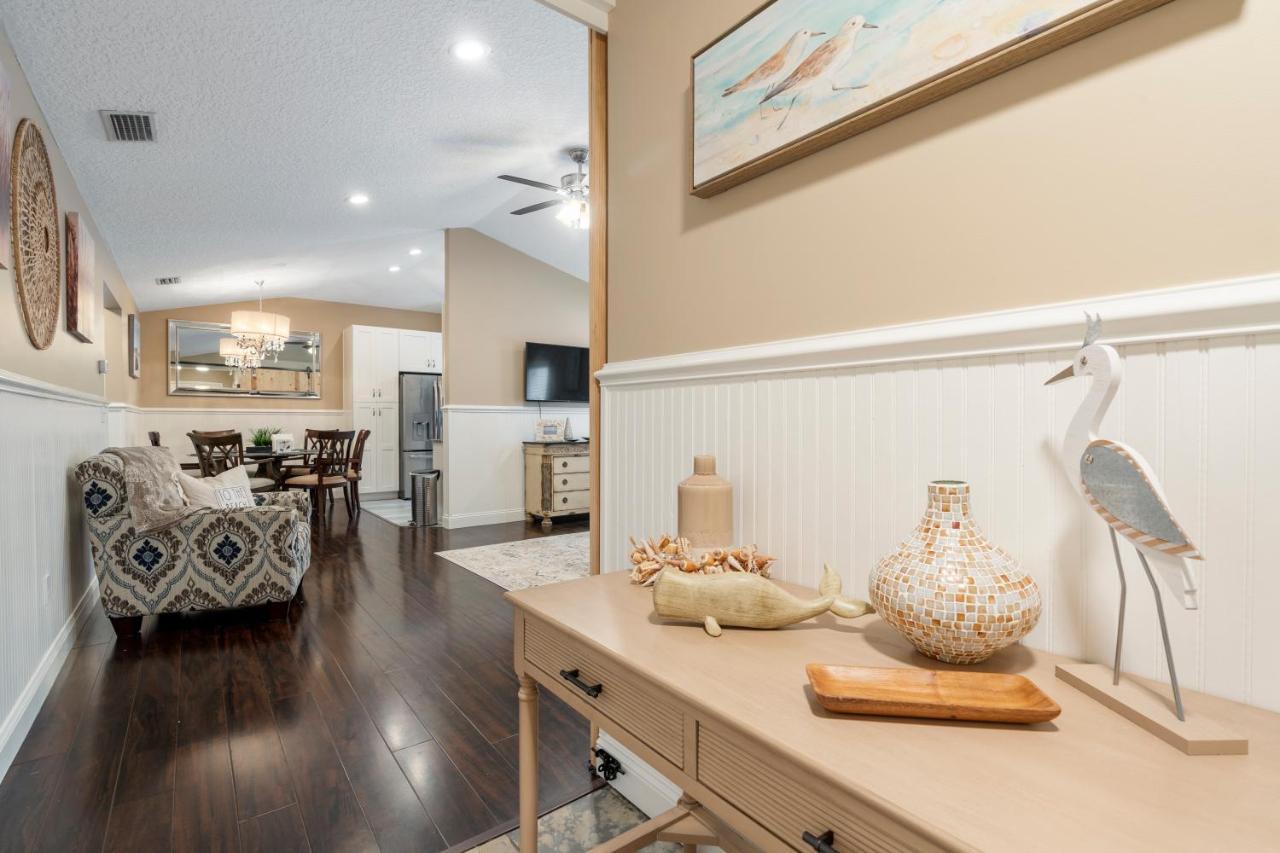 Casa de férias 3br 2bth House Retreat/10 Min To Downtown & Saint Augustine
