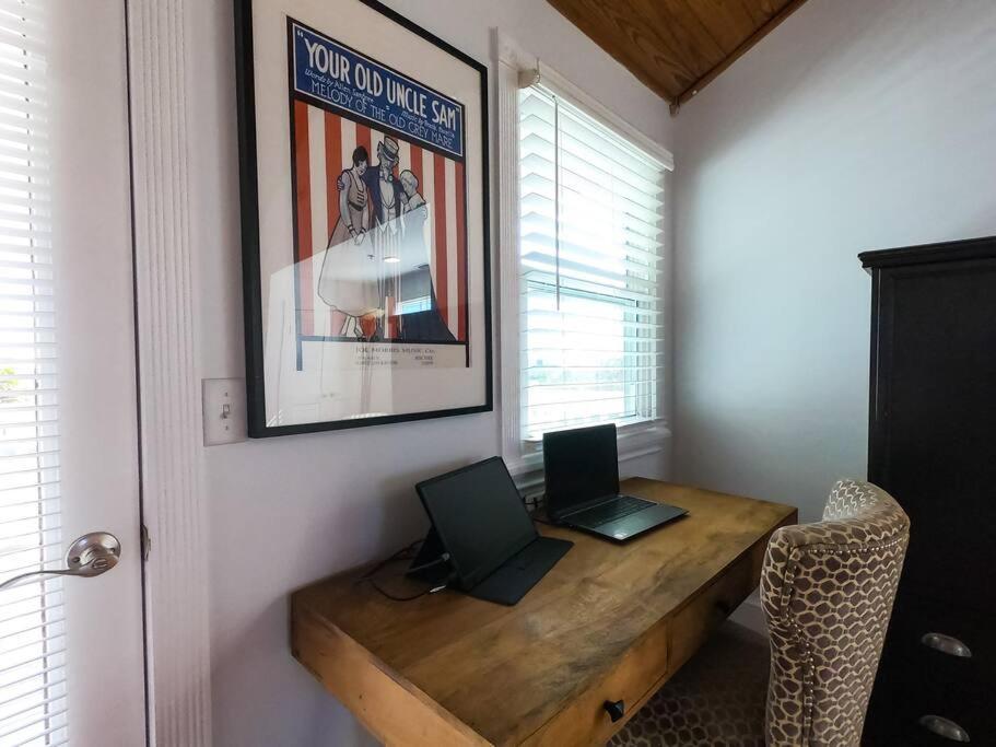 Apartment Romantica, Free Bike Dog Friendly 2 Bedbath