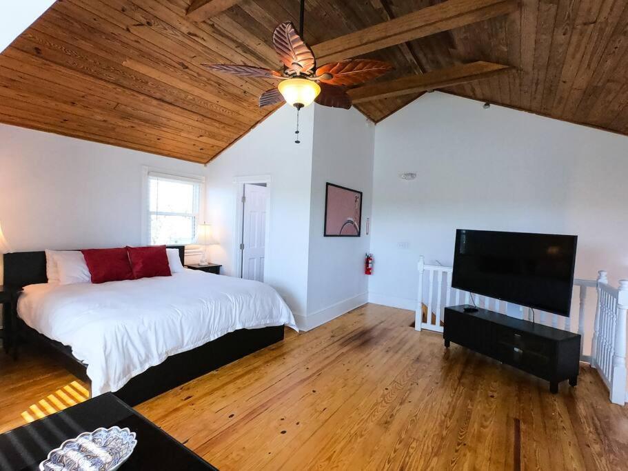 Romantica, Free Bike Dog Friendly 2 Bedbath Apartment *