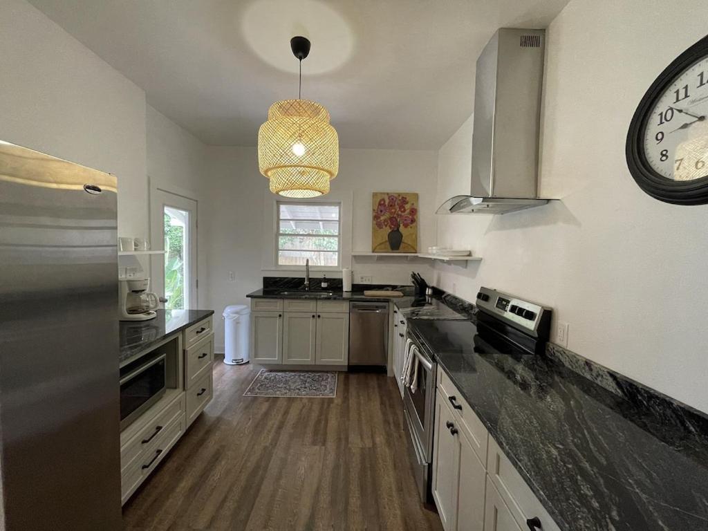 Chic Retreat In Downtown St Augustine Holiday home *