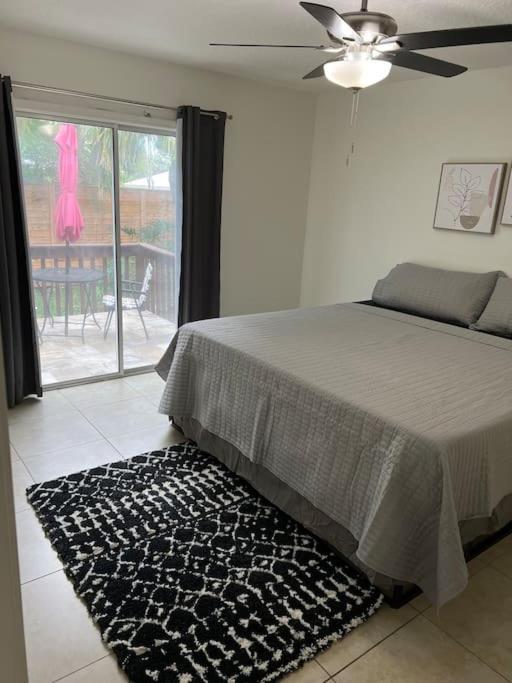 3 Bedroom Duplex House, Close To Beach & Downtown! St. Augustine