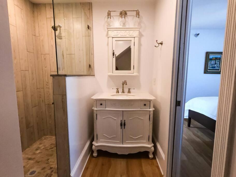 Romantica, Free Bike Dog Friendly 2 Bedbath Apartment *