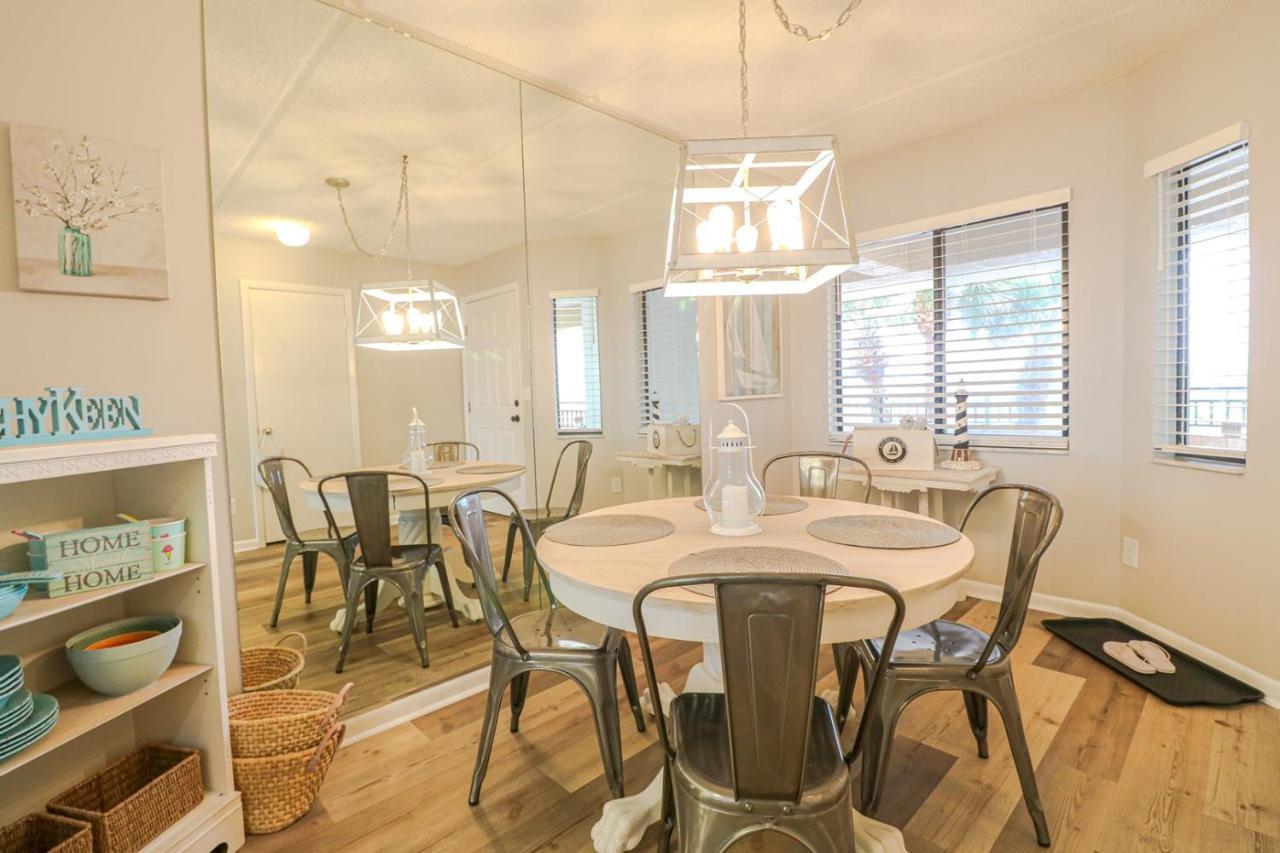 Holiday home Windjammer 109 *
