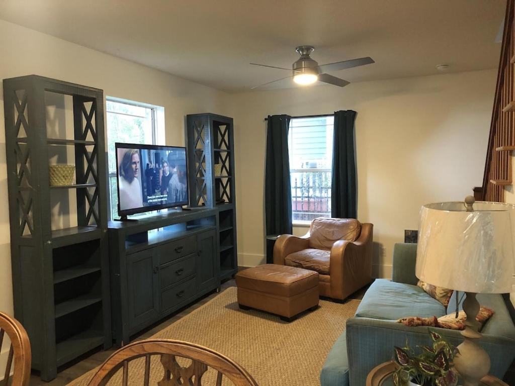 Luxurious Indoor/outdoor Family Paradise In Downtown St Augustine Holiday home