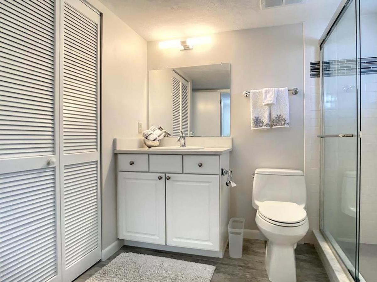 Ocean Village Club M21