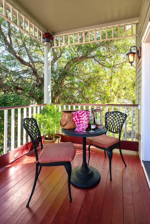 Cedar House Bed & Breakfast
