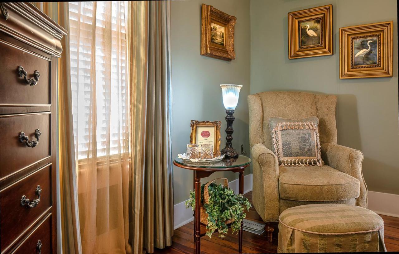 Bed & Breakfast Cedar House