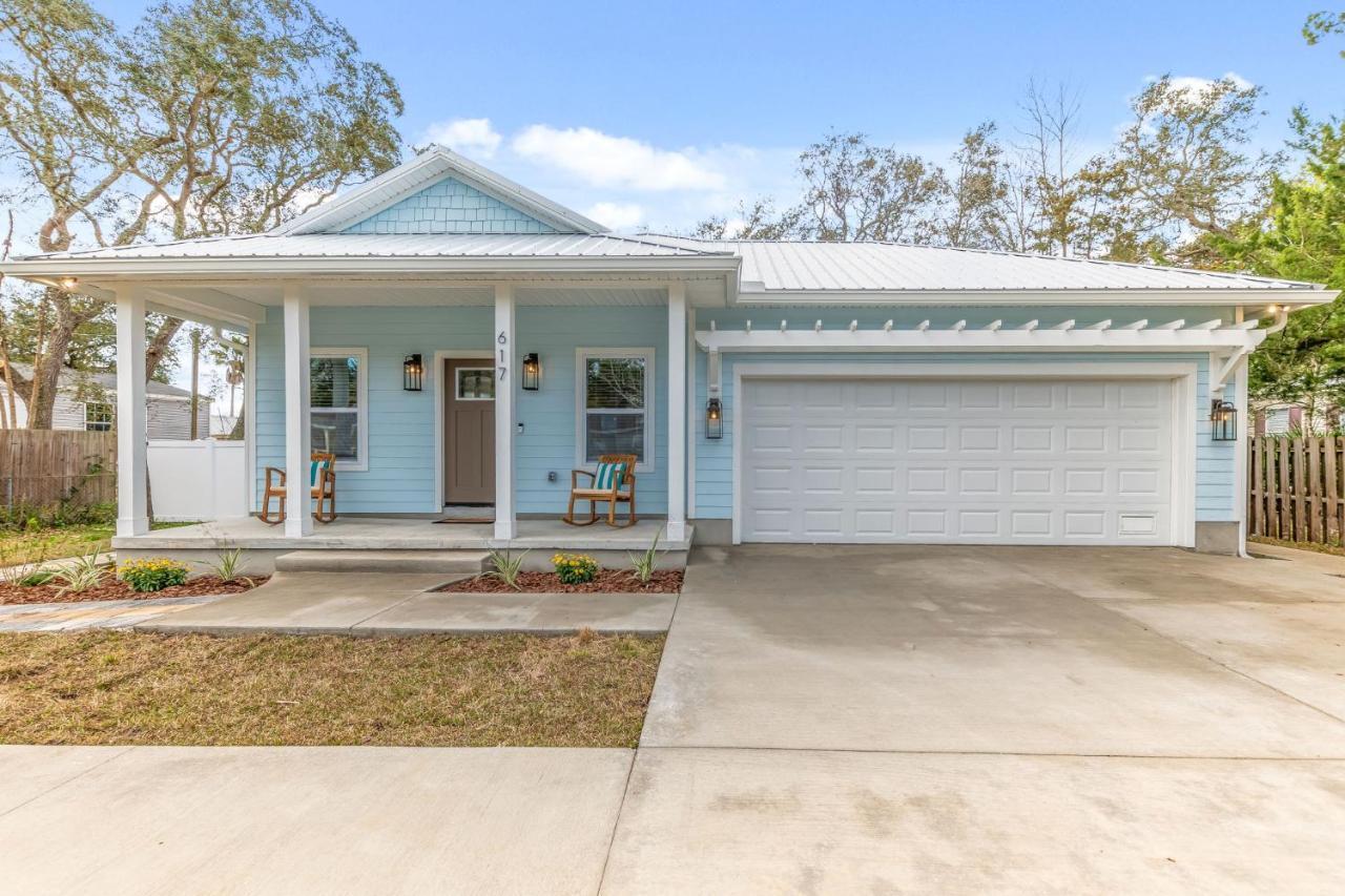 Holiday home Brand New Entire Close To Beach