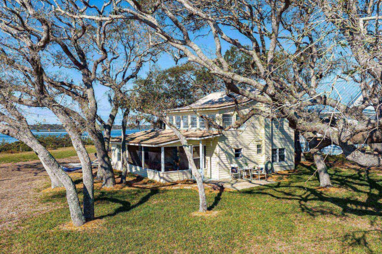 Anchors Away River House Holiday home