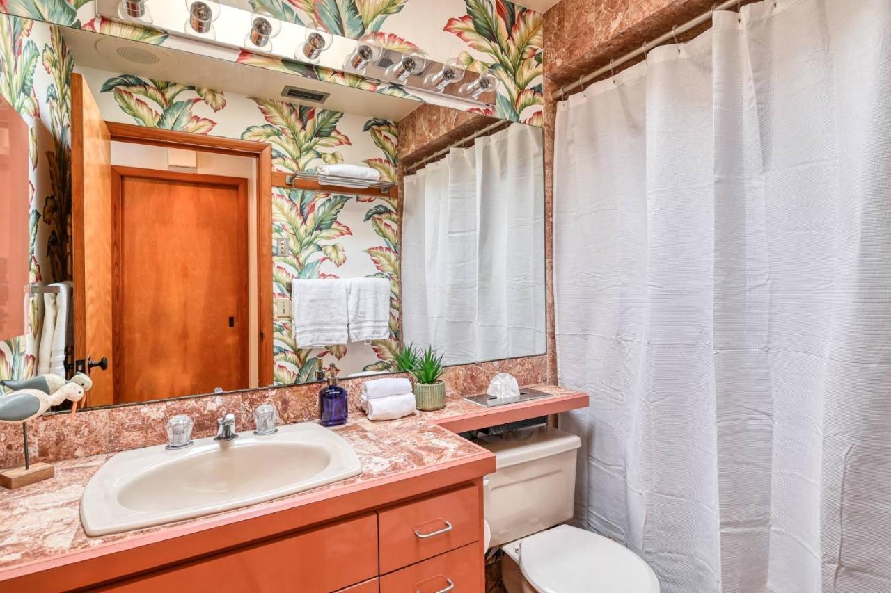 62 Hypolita Carriage House