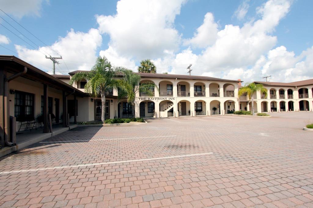 Hotel Bayfront