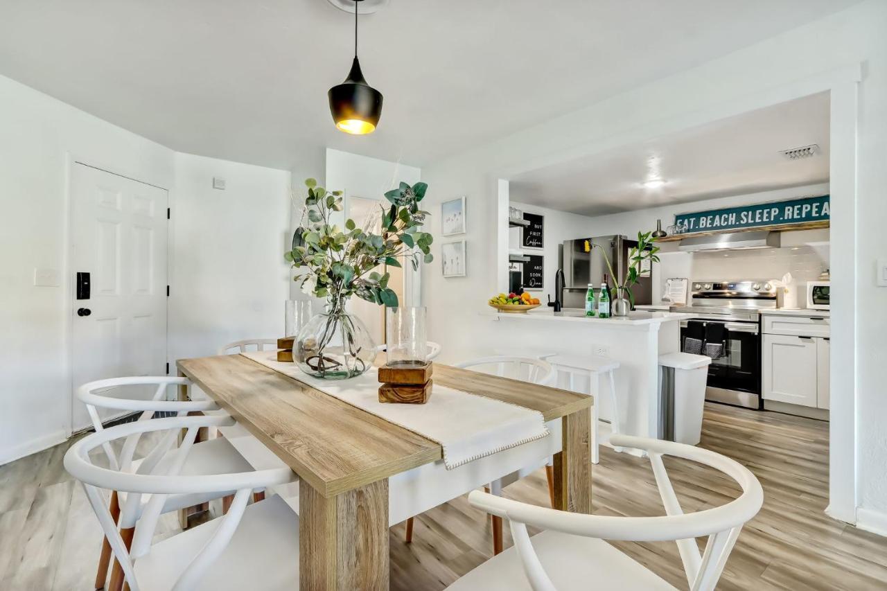 Olas Cabana- Close To & Restaurants Holiday home
