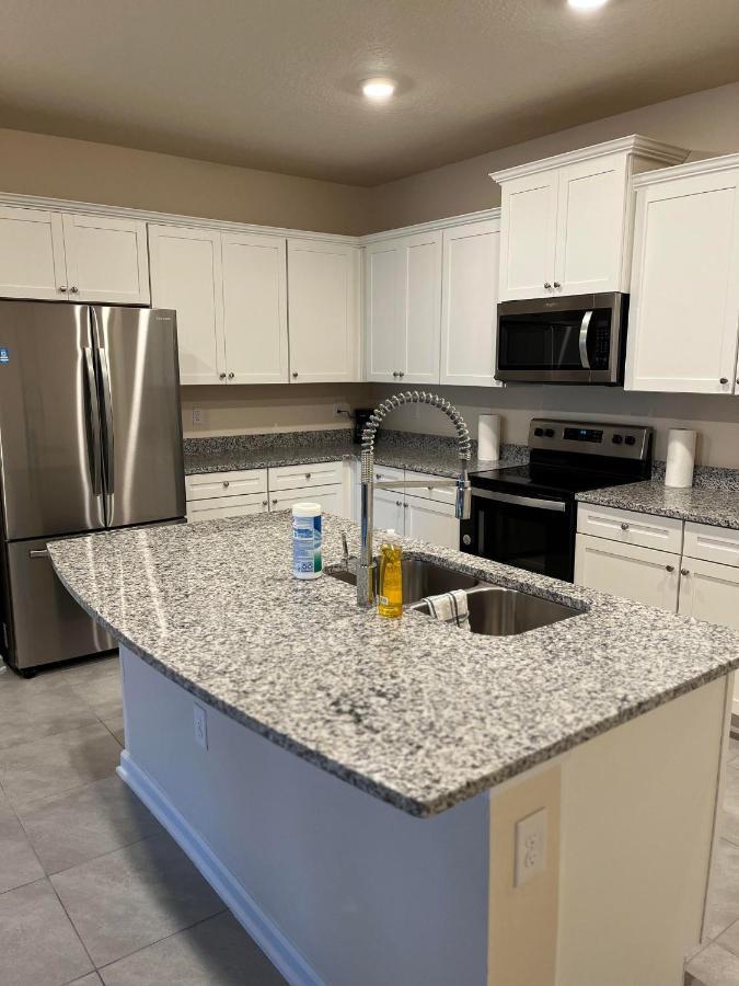 Holiday home Beautiful 3 Bedroom With Style Amenities