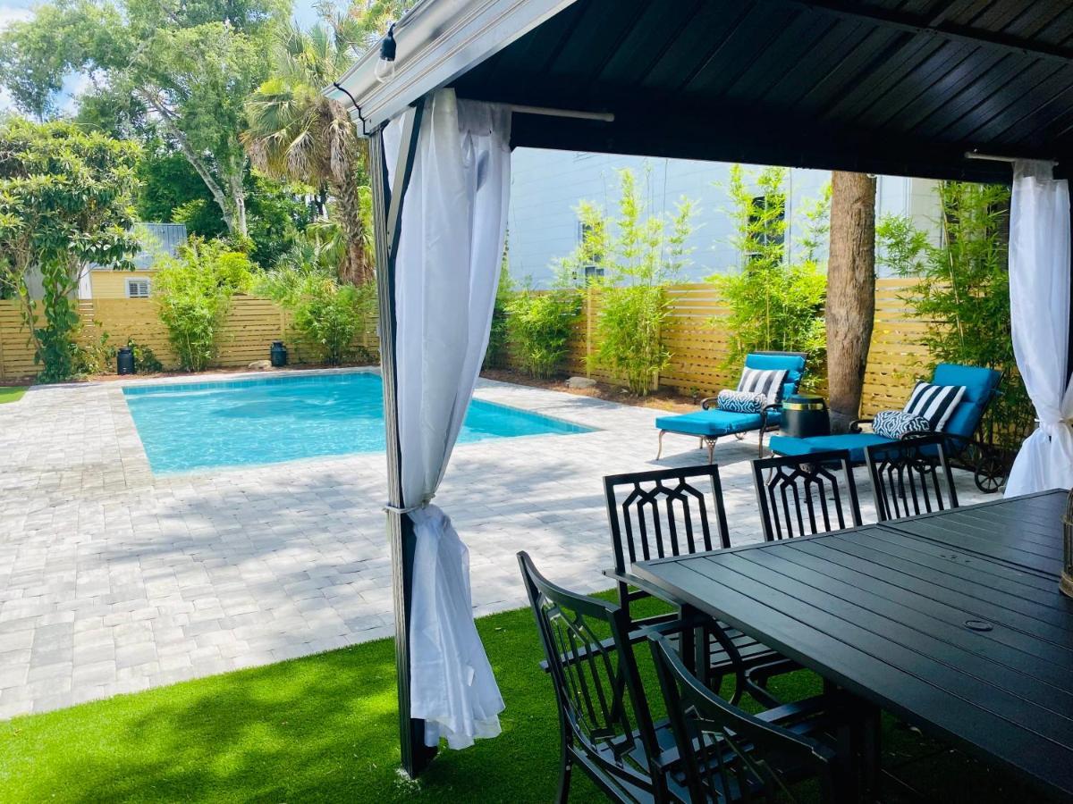 Holiday home The Gatsby Mansion Heated Pool Heart Of Town