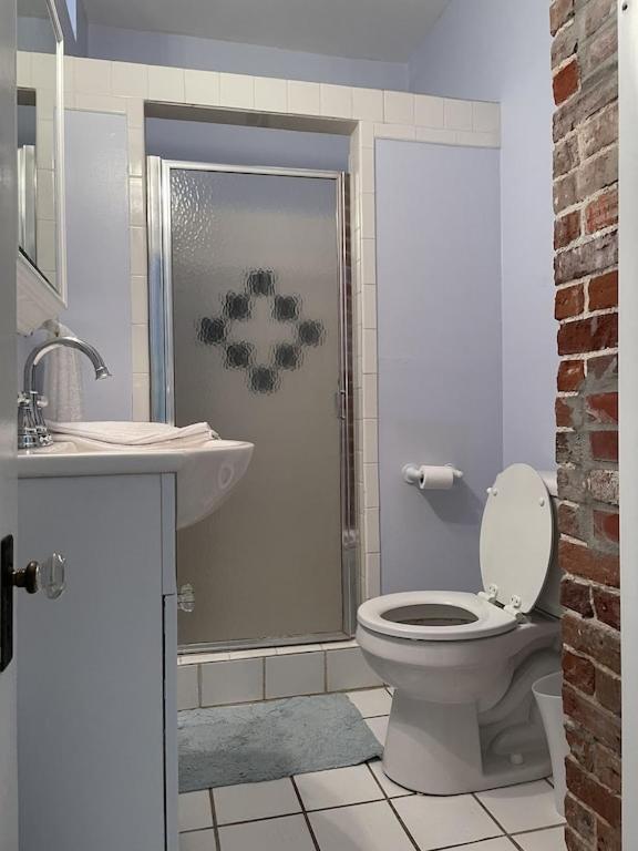 The Painted Lady, A Spacious Renovated 4br Victorian *