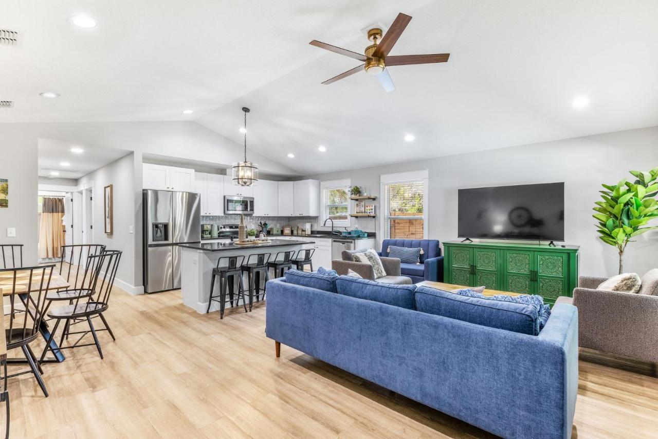 Brand New With King Bed In St Aug