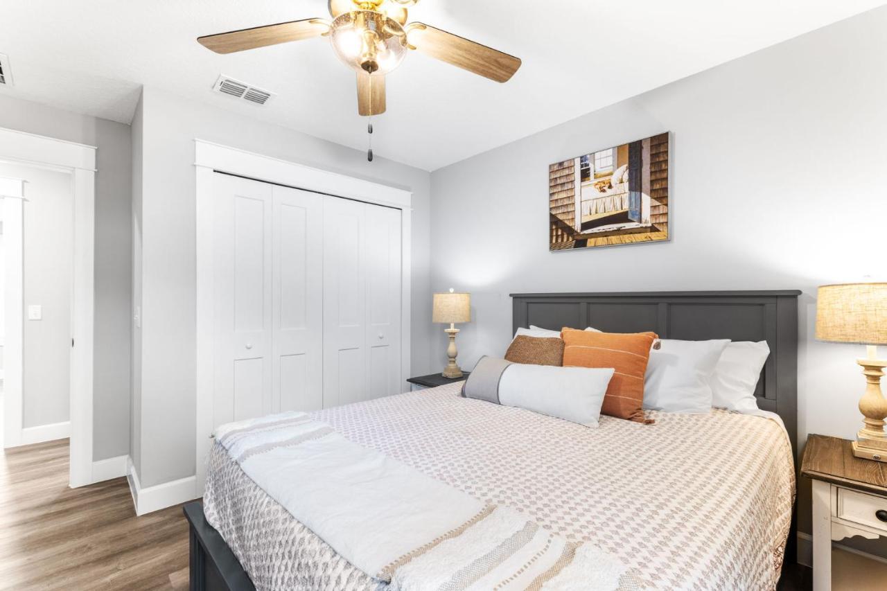 Brand New With King Bed In St Aug