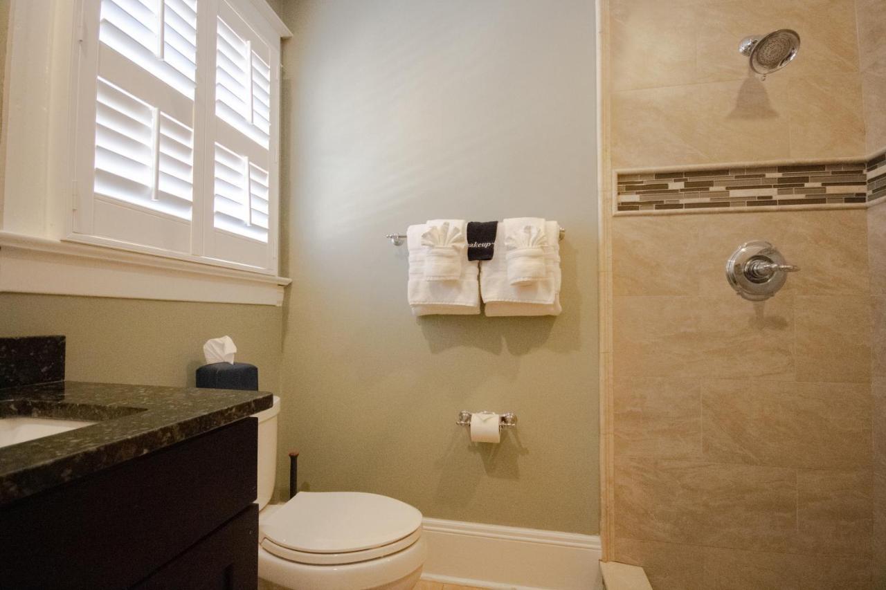 Hemingway House (adults Only) Bed & Breakfast *