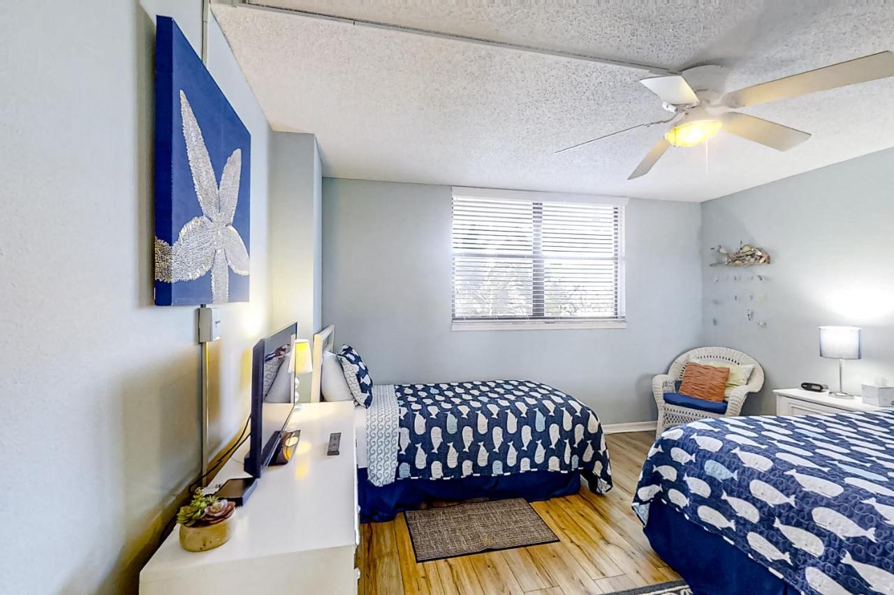 Apartment Dollar I 108 *