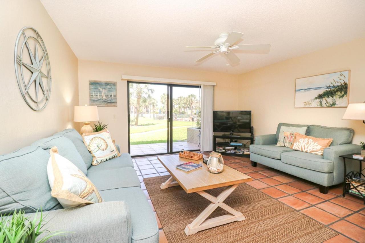 Ocean Club Ii Unit 19 Holiday home St. Augustine