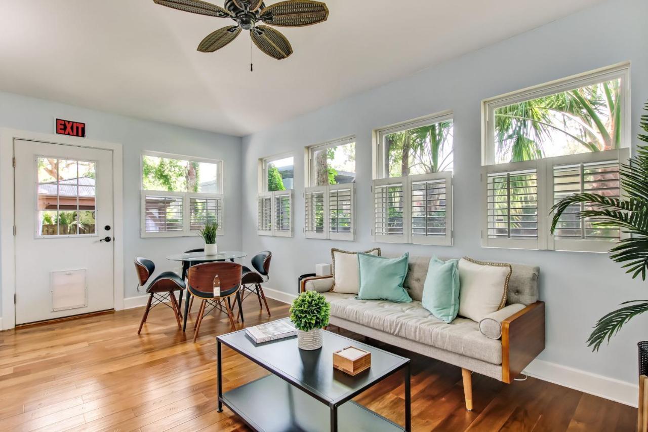Holiday home Blue Jewel- Dog Friendly Minutes To Downtown *