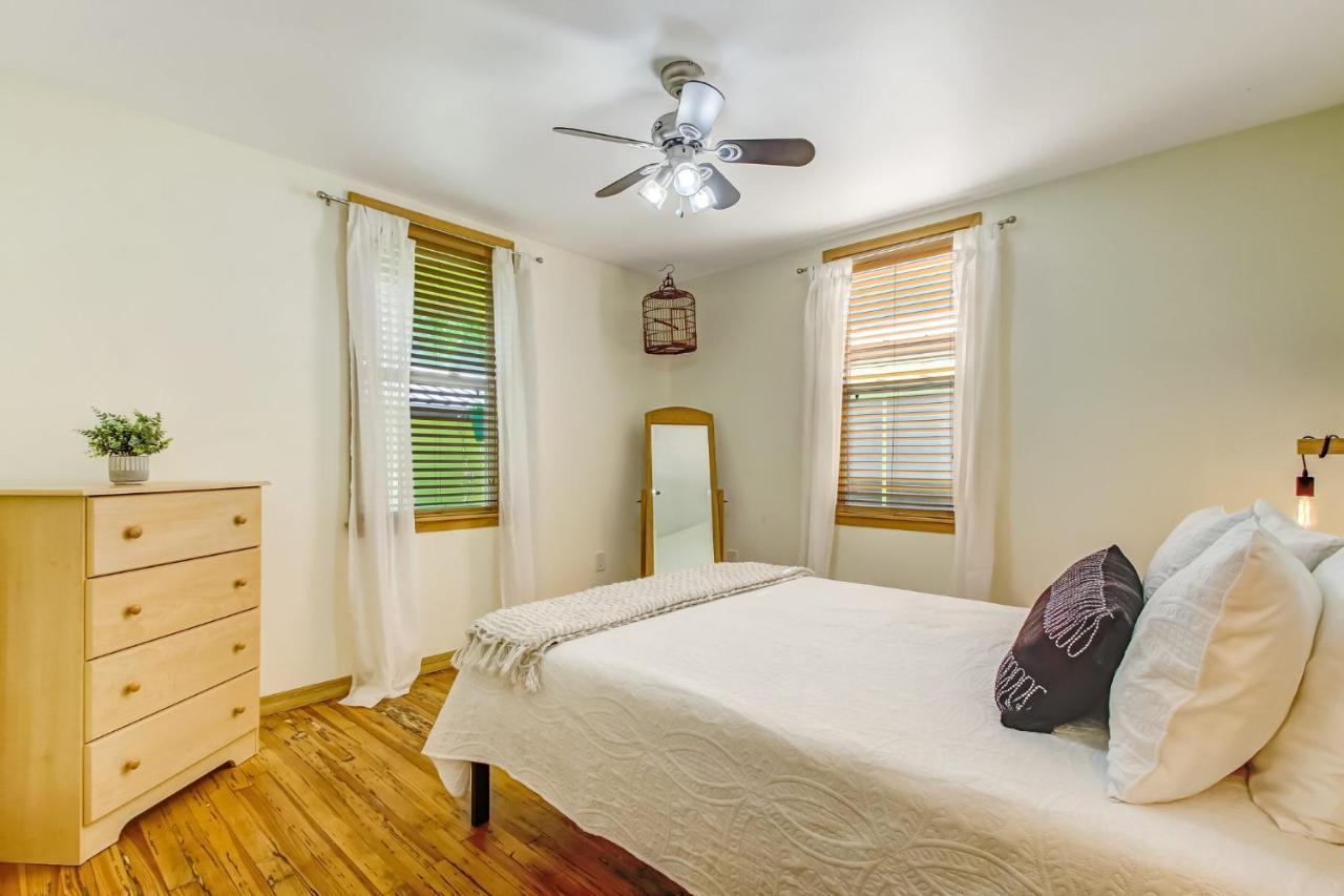Downtown Gem- Dog Friendly Walk To Everything Holiday home