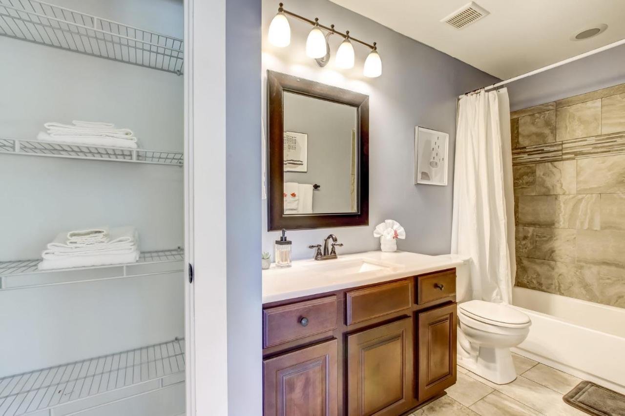Blue Jewel- Dog Friendly Minutes To Downtown Holiday home