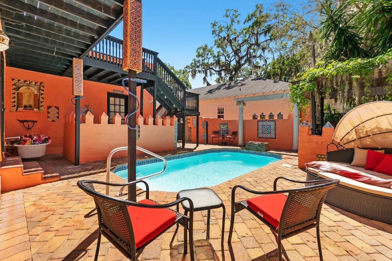 The Gaudi House- Pool Minutes To Dntn And Holiday home *