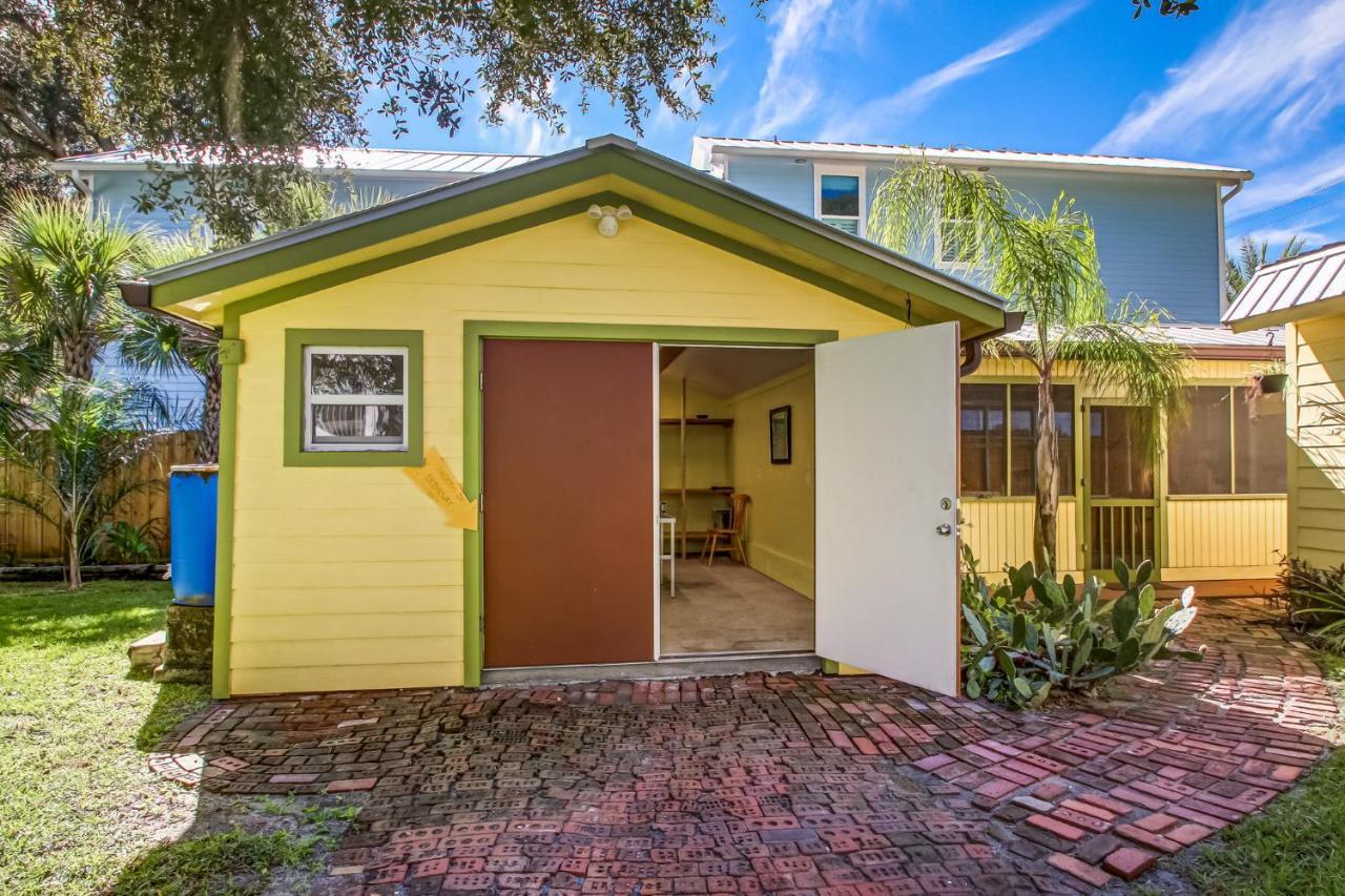 Holiday home Downtown Gem- Dog Friendly Walk To Everything