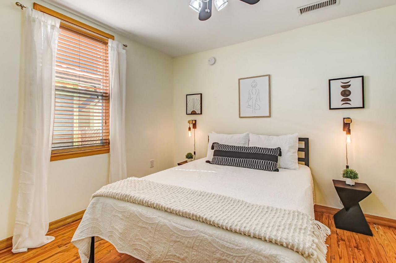 Holiday home Downtown Gem- Dog Friendly Walk To Everything *