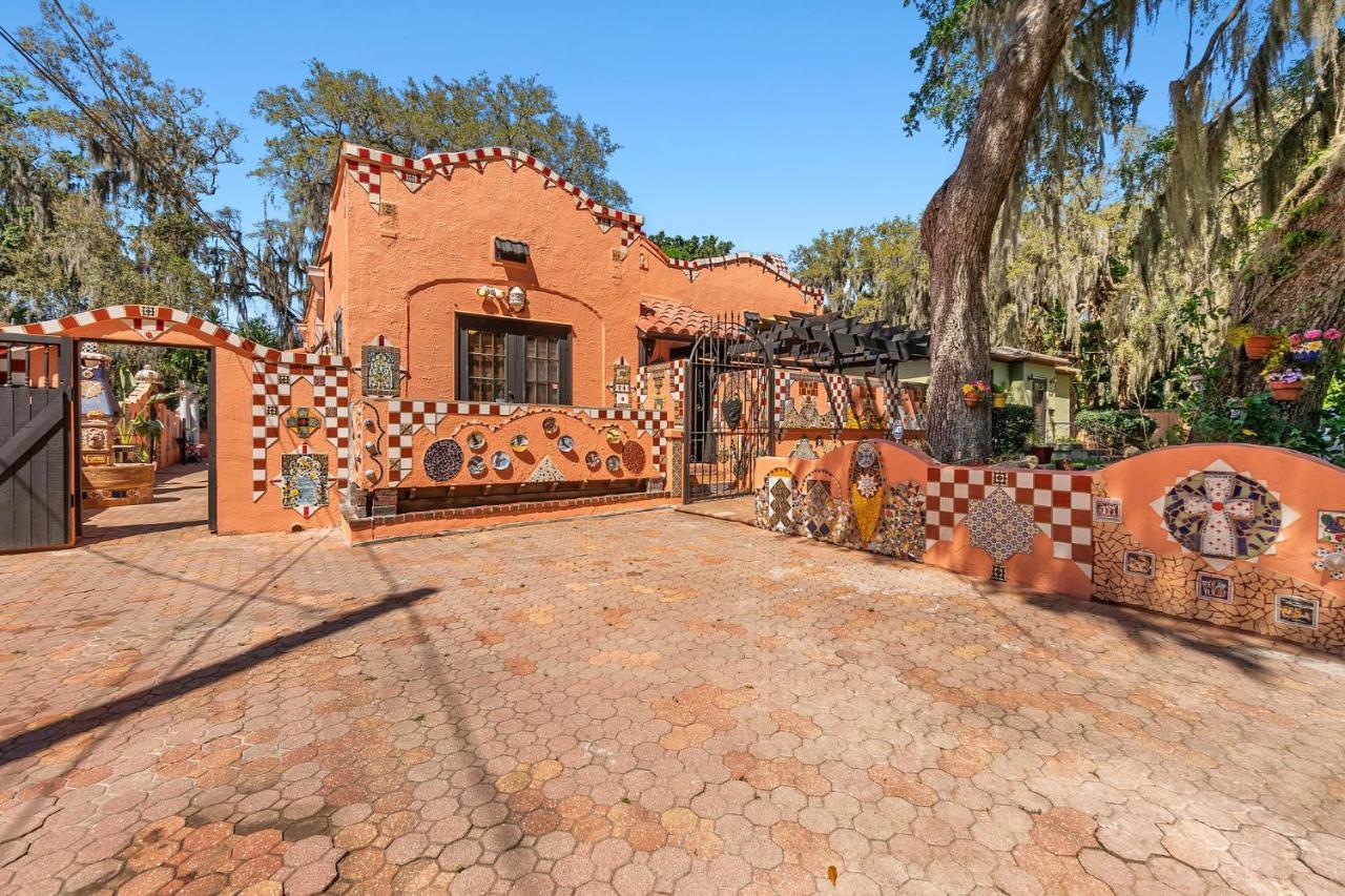 The Gaudi House- Pool Minutes To Dntn And Holiday home