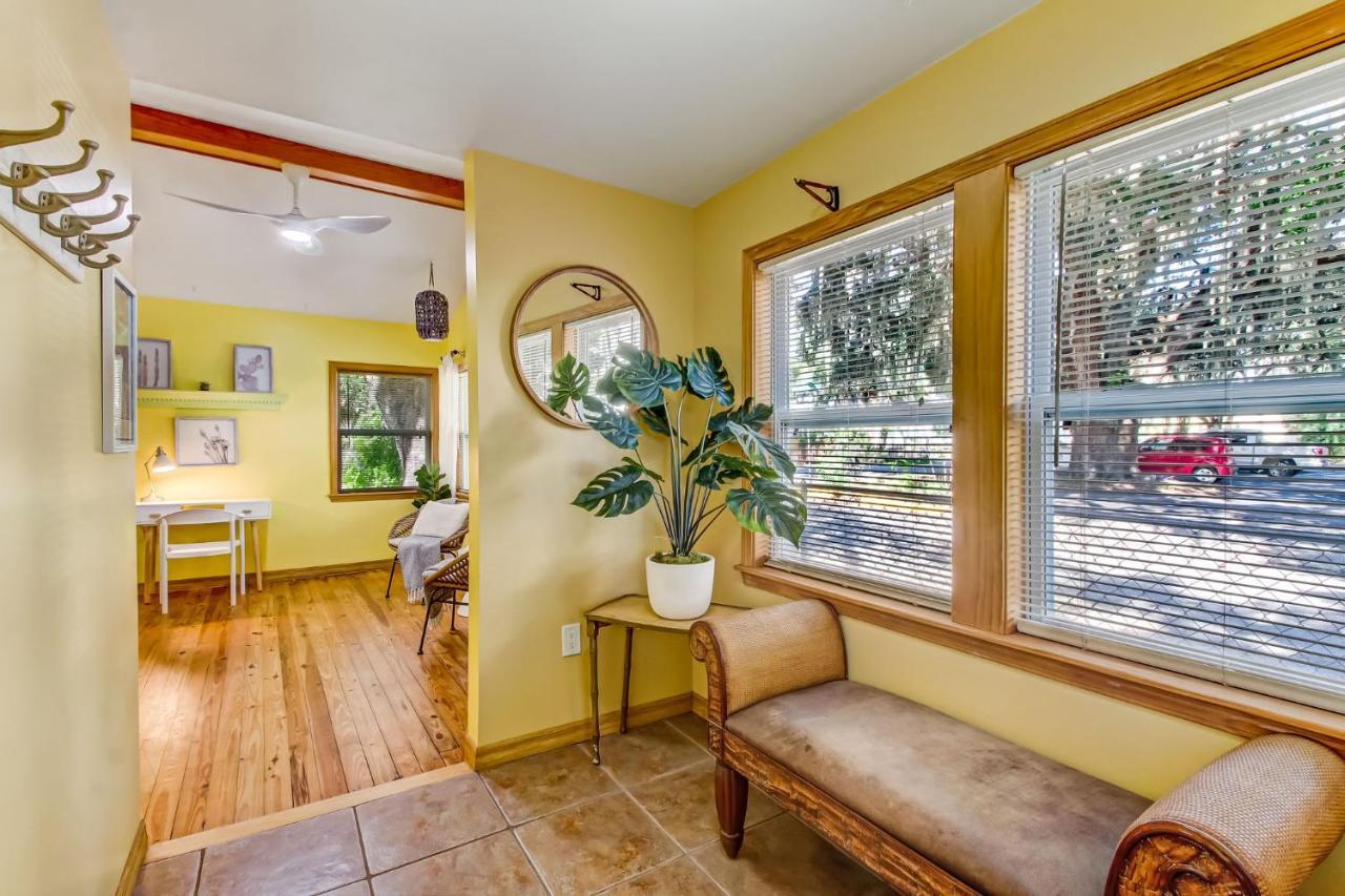 Downtown Gem- Dog Friendly Walk To Everything Holiday home