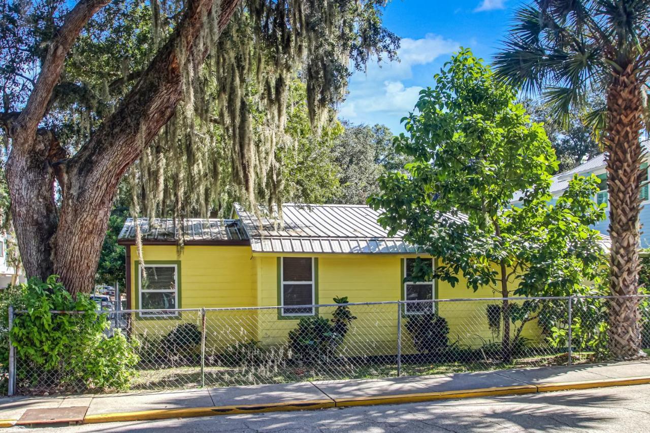 Holiday home Downtown Gem- Dog Friendly Walk To Everything