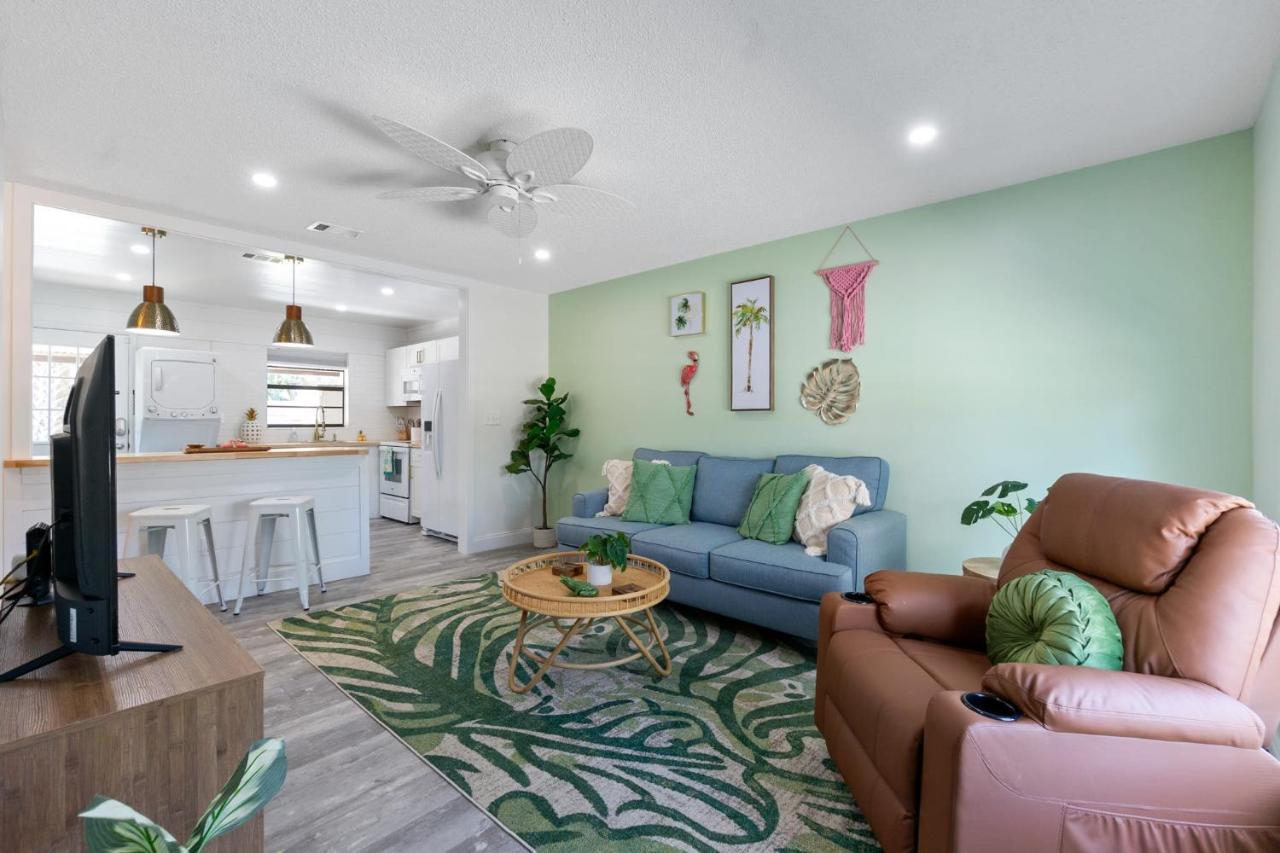 Paradise Palms- Tropic Suite- Pool - Steps To Ocean - 10 Min To Downtown *