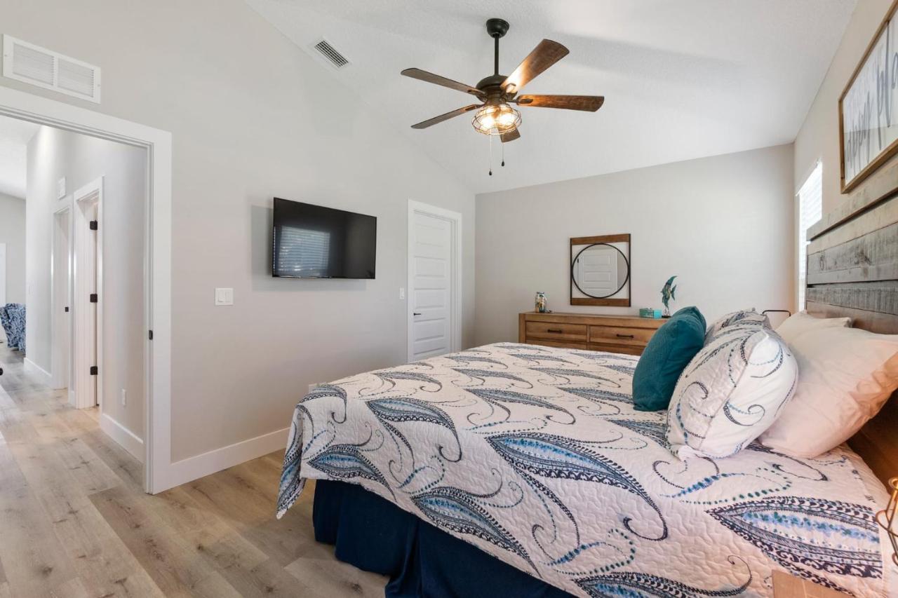 Holiday home Sunray - Minutes To Downtown & Beaches *