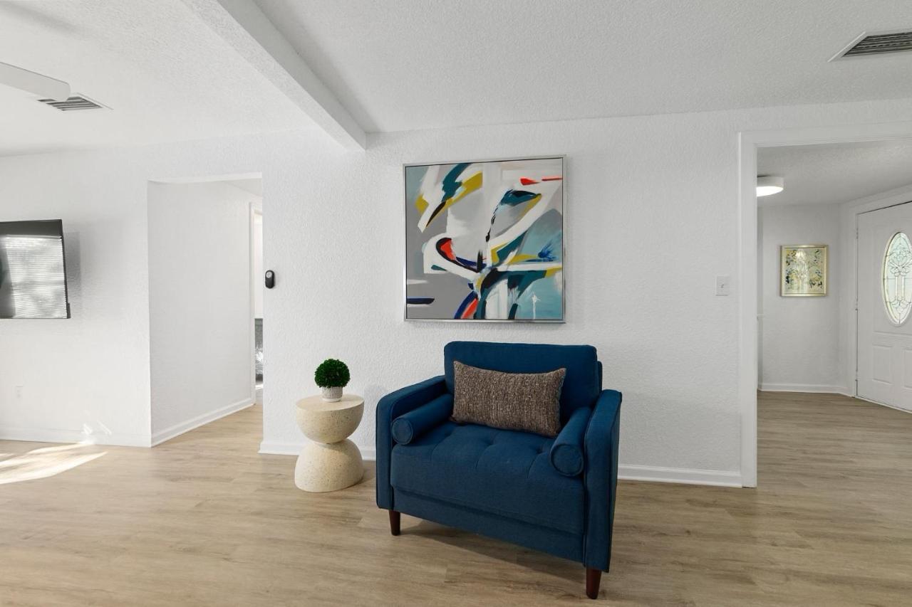 The Garden - Pet Friendly & 5 Mins To Town