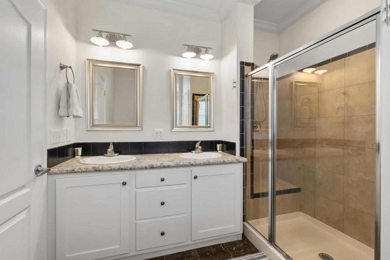 Boatyard Oasis - Modern Charm - Mins To Downtown Holiday home
