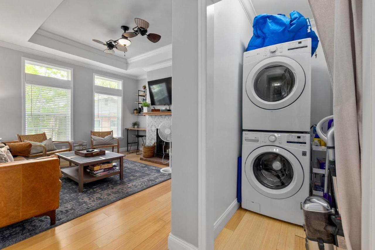 Holiday home Boatyard Oasis - Modern Charm - Mins To Downtown