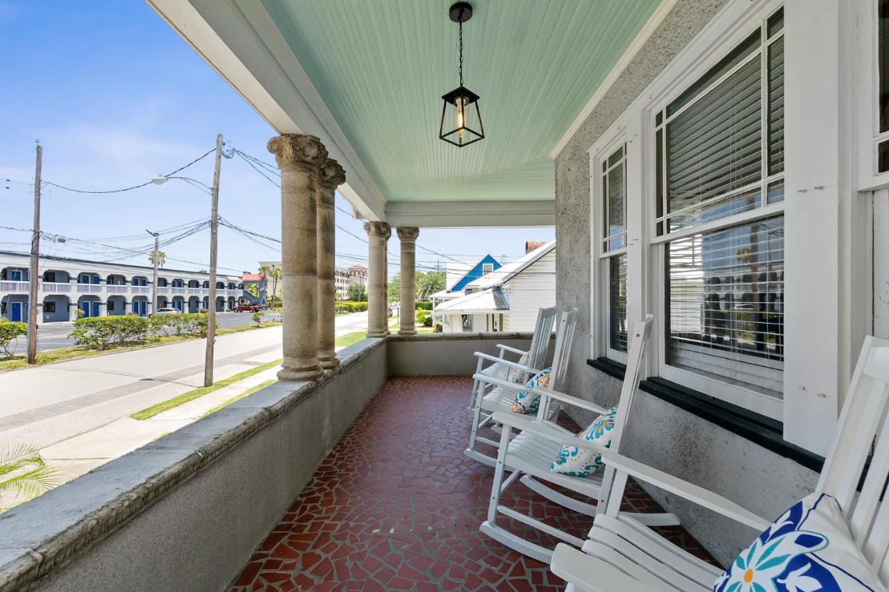 Old Mission Manor - Chic 2br 1ba - Sleeps 6 - Pool Table - 15 Min Walk To Downtown * St. Augustine