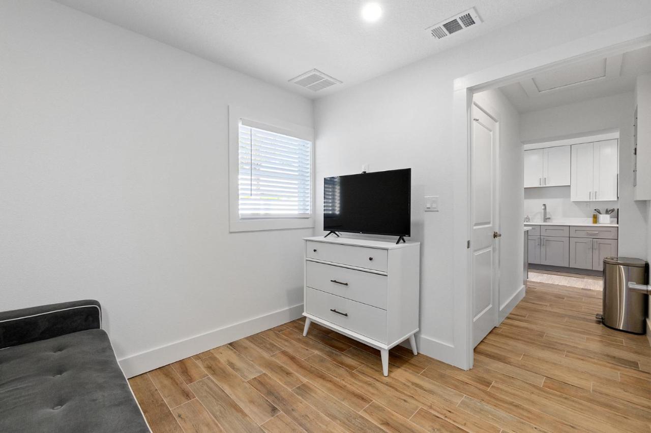 Duneside Bliss - Steps To The Ocean & Mins To Dt Apartment *