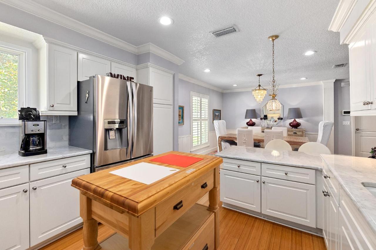 Fountain Of Youth House - Scenic Downtown Retreat