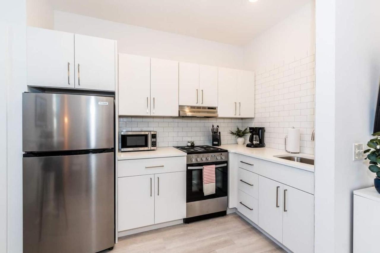 The At Old Mission Walking Distance To Downtown And Onsite Parking Apartment