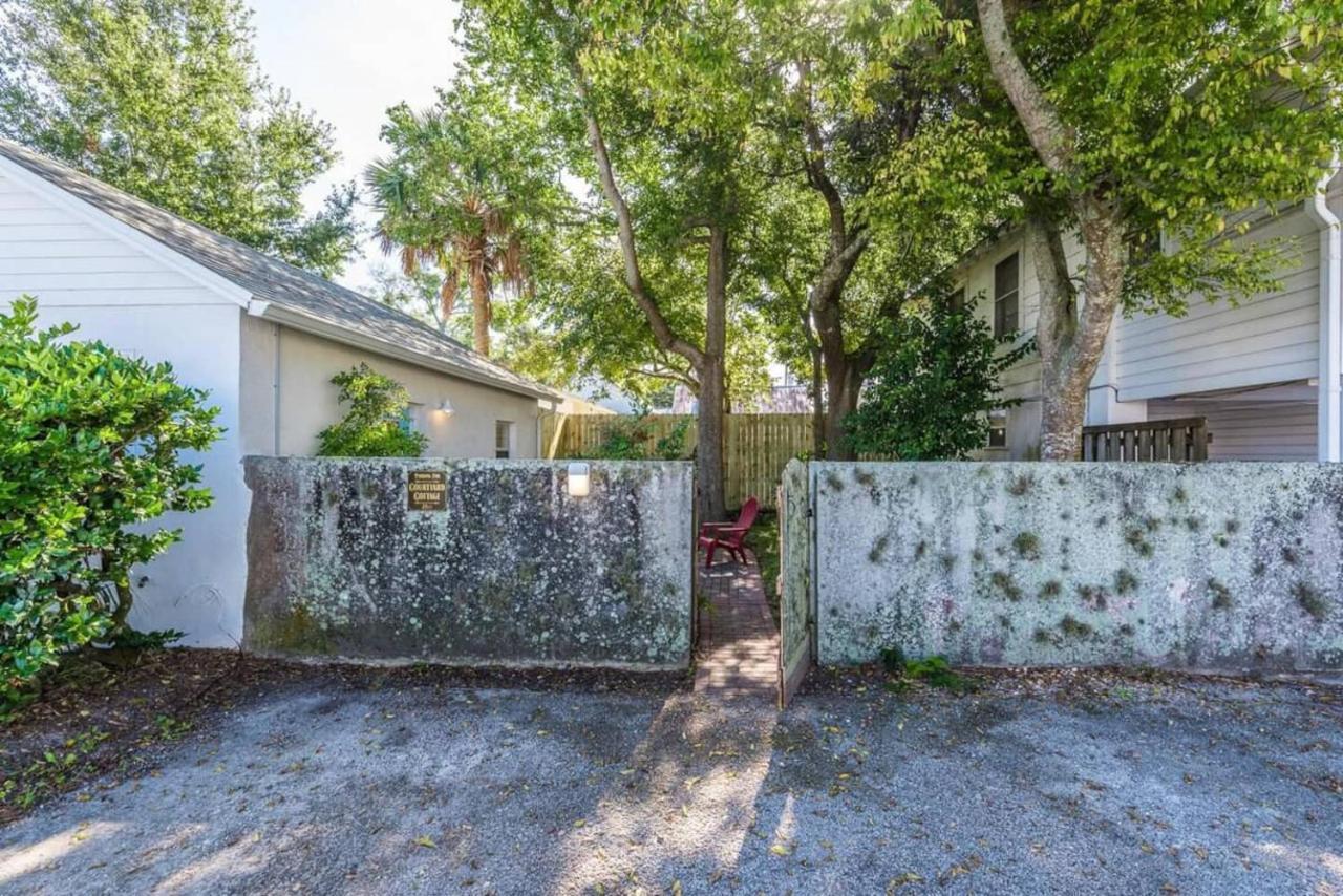 The At Old Mission Walking Distance To Downtown And Onsite Parking Apartment *