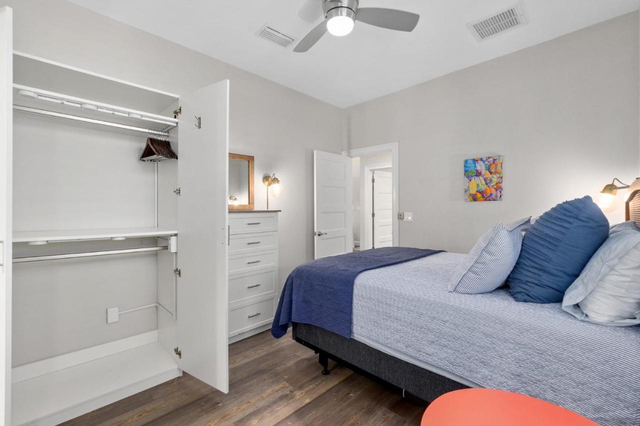 Oneida Charmed - Historic W Modern Flair St. Augustine